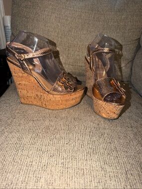 Womens Bakers Brown Cork Wedge Sandals with Gold Snakeskin Textured Straps size8